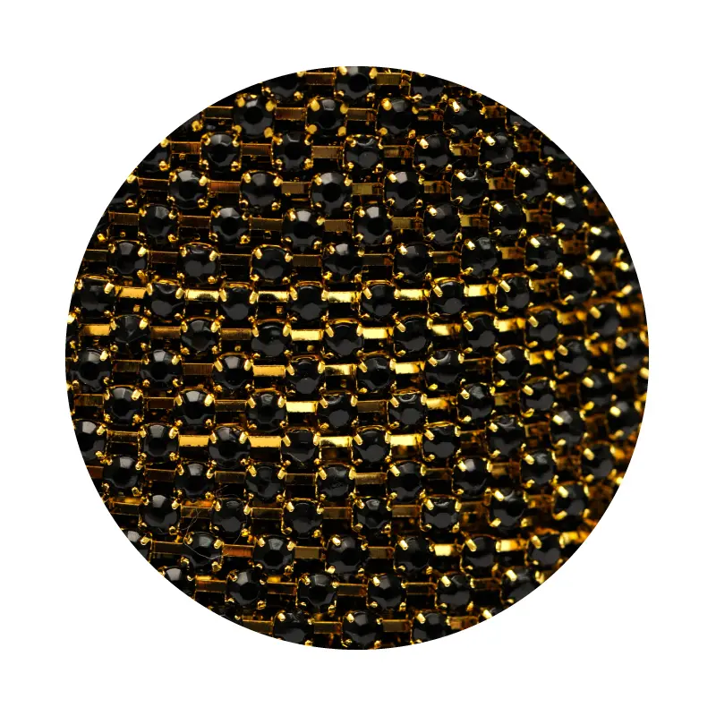 01048-Cadena-strass-#38-negro-2.5mm-Gilt-2.webp