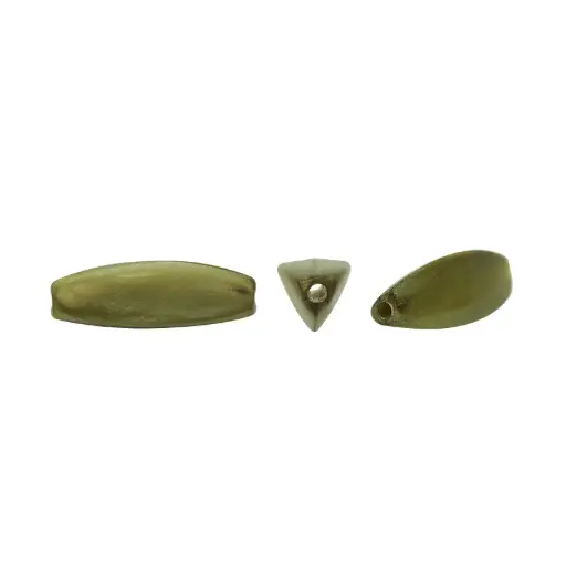 [17619] Cuenta plastica triangular 8x28mm verde x 1/4 lb